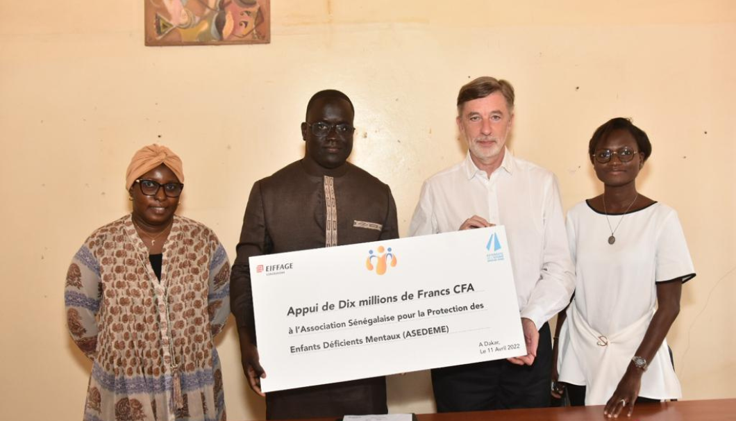 Remise de dons à l’ASEDEME